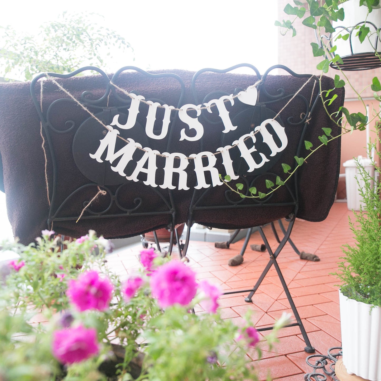 ホワイト 木製ガーランド JUST MARRIED